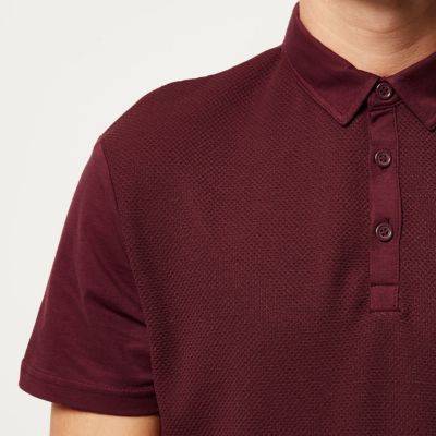 Dark red textured front polo shirt